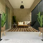 Prado Essence Apartment *