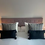 Prado Essence Apartment *