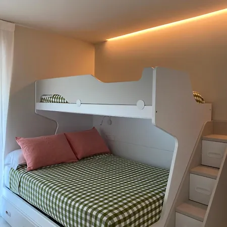 Prado Essence Apartment *