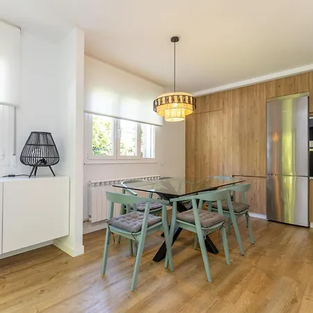 Prado Essence Апартаменты